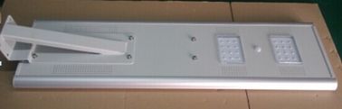 6m يسخّن إرتفاع 12W أبيض Bridgelux IP66 خارجيّ يضمن شمسيّ led شارع ضوء