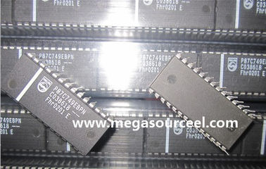 P87C749EBPN - NXP أشباه الموصلات - الأسرة متحكم 80C51 8 بت 2K / 64 مكتب المدعي العام / ROM، 5 قناة 8 بت A / D، PWM، دبوس منخفضة ج