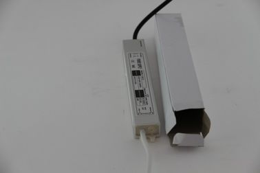 ماء 2500mA 12 V DC 30W LED سائق/التيار الكهربائي LED IP68 EPA8270C