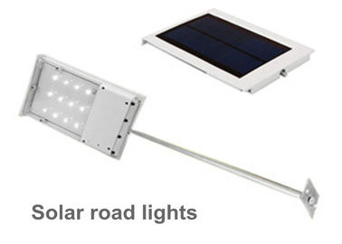 رقاقة epistar الطاقة الشمسية أضواء الشوارع LED مع 3.7V لى بو البطارية القابلة لإعادة الشحن